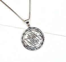 92.5 Sterling Silver Pendant Round Shri Yantra With Decorative Border