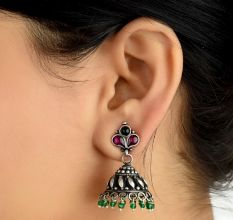Amethyst Green Onyx 92.5 sterling Siver Earrings Traditonal Motifs And Green Onyx Hangings