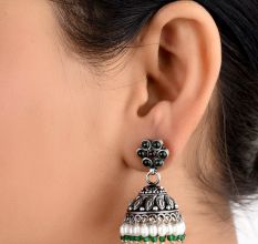 Evergreen 92.5 Sterling Silver Earrings With Green Peridot And Pearl Beads Tassels