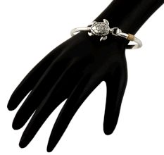 92.5 Sterling Silver Bracelet with Tortoise Good Luck Charm Kadaa