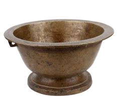 Round Brass Flower Pot With A Single Ring