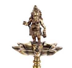 Brass 9 Wick Oil Lamp Ganesha Figurine On Pedestal  Stand