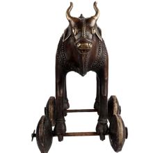 Brass Ox Statue On Wheels Art Decoration Statue