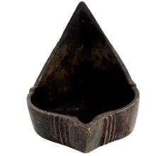 Brass Oil Lamp With Rounded Corner Triangular Shape