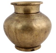 Golden Brass Heavy Bottomed Water Pot