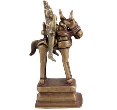 Brass Warrior With Consort Statue On Platform For Decoration