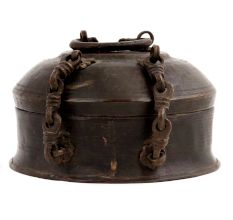 Brass Vintage Round Jewelry Box
