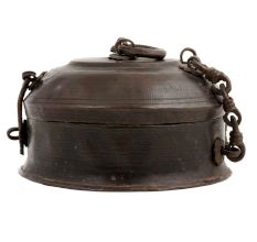Brass Vintage Round Jewelry Box