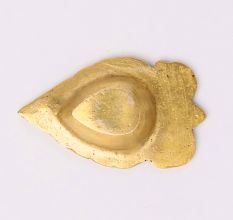 Brass Leaf Oil Lamp with Intricate Design