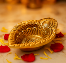 Intricate Leaf Shaped Diwali Decoration Diya