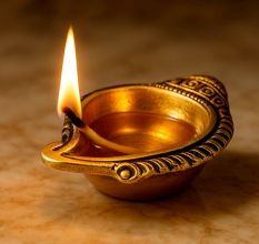 Brass Decorative Conch Shaped Oil Lamp