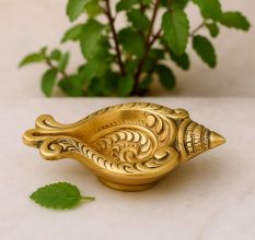 Decorative Conch Single Wick Oil Lamp Diya For Diwali