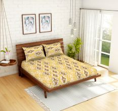 Spaces 104 TC Cotton Double Bed Sheet with 2 Pillow Covers