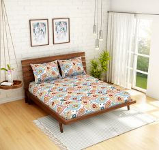 Spaces 104 TC Cotton Double Bed Sheet with 2 Pillow Covers In Multi-Colour