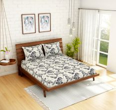 Spaces 104 TC Cotton Double Bed Sheet with 2 Pillow Covers In Grey