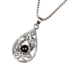 Engraved 92.5 Sterling Silver Leaf design Pendant With Black Stone