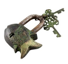 Brass Design Fish Lock with Twin Keys Patina Finish