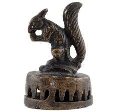 Brass Squirrel Statue Scrub Cleaner Feet Cleaner