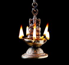 Brass Ganesha Figurine Hanging Four Wick Diya With Thick Chain