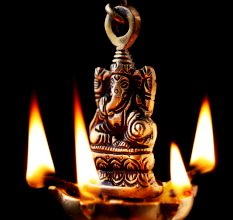 Brass Ganesha Figurine Hanging Four Wick Diya With Thick Chain