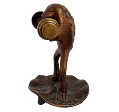 Funny Brass Weight Lifting Frog Statue Standing On Leaf