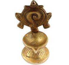 Religious Shankha Chakra Design Oil Lamp Diya For Festival