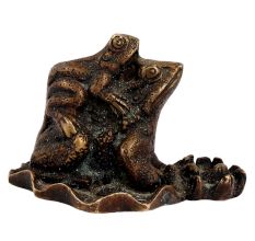 Brass Good Luck Frog with Child feng shui gift