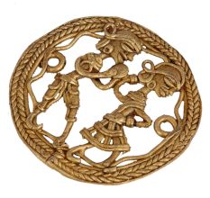 Charismatic Brass Decor Piece With The Romantic Couple