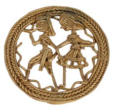 Brilliantly Crafted Brass Decor Piece That Speaks Volumes About You