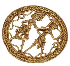 Fabulous Home Decor Item In Brass Depicting Village Life