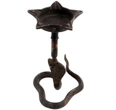 Brass Vintage Used Oil Cobra Lamp With 5 Jyoti