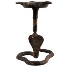 Brass Vintage Used Oil Cobra Lamp With 5 Jyoti