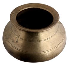 Vintage Designer Pot For Cooking