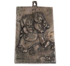 Plate In English Art Wall Hanging
