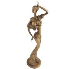 Dancing English Art Lady