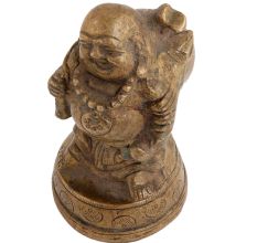 Happy Budha Standing