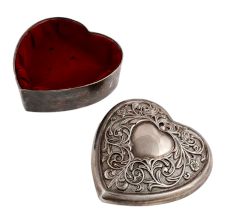 Vintage Heart Shape Box Big