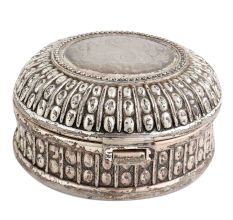 Vintage Round Shape Box In English Art