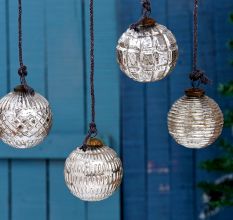 Set of 4 Silver Round Small Cut Christmas Hanging