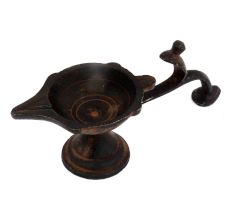 Single Brass Deepak Oil Lamp Cobra Handle