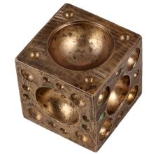 Decorative Old Indian Weight In Copper For Home Or Office Use