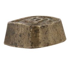 Decorative Old Indian Weight For Business Gifting Ideas