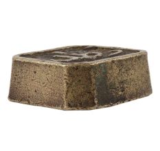 Decorative Unconventional Paperweight For Office Use