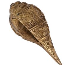 Brass Engraved Conch Shell Decor Ornament In Golden Finish