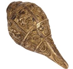 Brass Engraved Conch Shell Decor Ornament In Golden Finish
