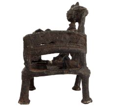 Vintage Tribal Bed With 3 Figure