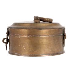 Vintage Used Plain Box With Handle
