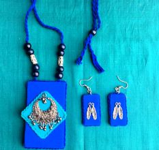 Blue MetallicÂ NeckpieceÂ WithÂ EarringsÂ Set