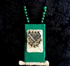 Green MetalicÂ CombinationÂ NeckpieceÂ WithÂ EarringsÂ Set