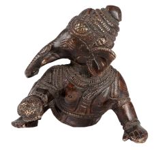Crawling Bal Ganesha Brass Statue